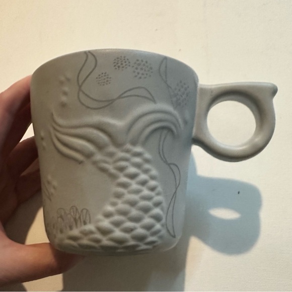 Starbucks 2016 Anniversary Siren Tail Mug 12 fl oz Bone (Almost very pale blue) - Picture 2 of 6